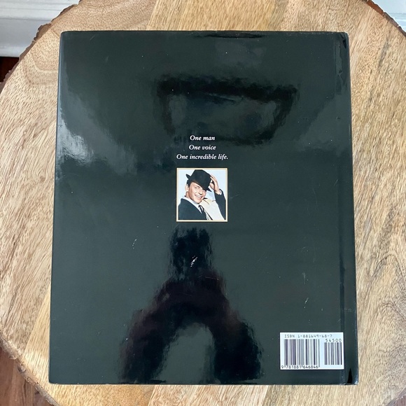 Frank Sinatra An American Legend By Nancy Sinatra Coffee Table Book - Picture 3 of 5